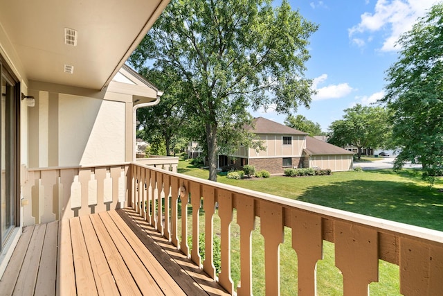 543 Williamsburg Ct Unit C2, Wheeling, IL 60090 - deck featuring a yard
