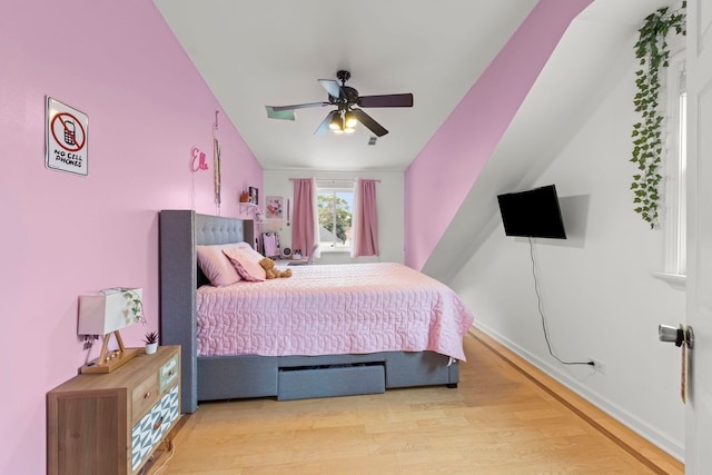 3812 N Pioneer Ave, Chicago, IL 60634 - bedroom with light wood-style flooring and a ceiling fan