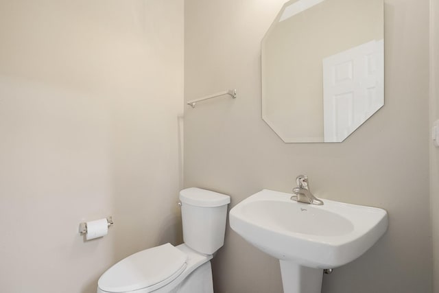 64 Village Station Ln, Grayslake, IL 60030 - half bath with toilet and a sink