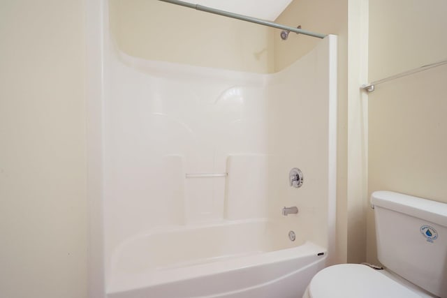 64 Village Station Ln, Grayslake, IL 60030 - full bath featuring toilet and tub / shower combination