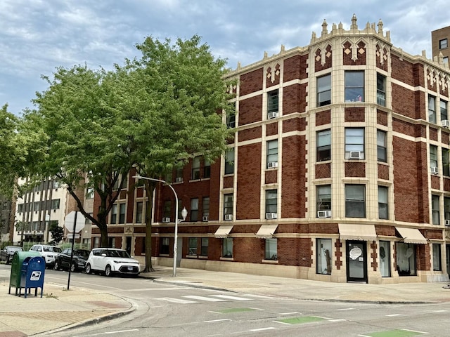6207 N Winthrop Ave Unit 30, Chicago, IL 60660 - view of building exterior