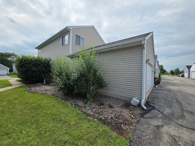 415 Andrea Ct, Harvard, IL 60033 - view of property exterior with a yard