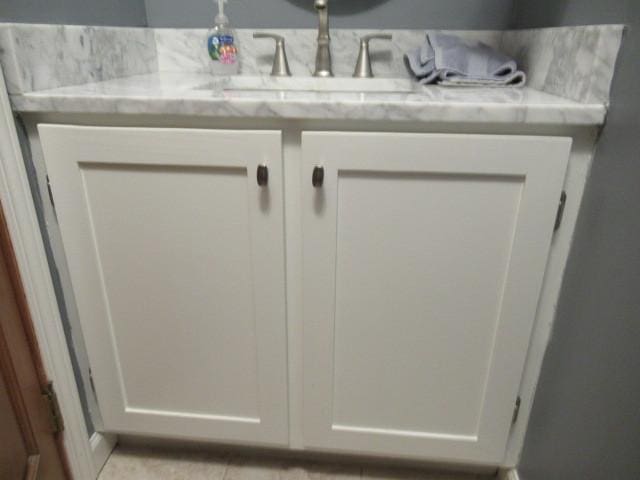 6897 Galena Rd, Bristol, IL 60512 - bathroom view of vanity