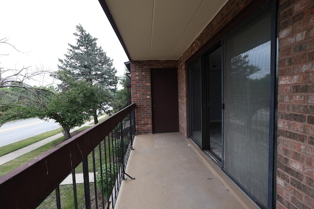 15103 Quail Hollow Dr Unit 604, Orland Park, IL 60462 - view of balcony