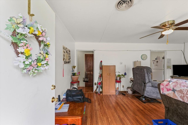 1208 Bel Aire Dr, Rantoul, IL 61866 - photo 3