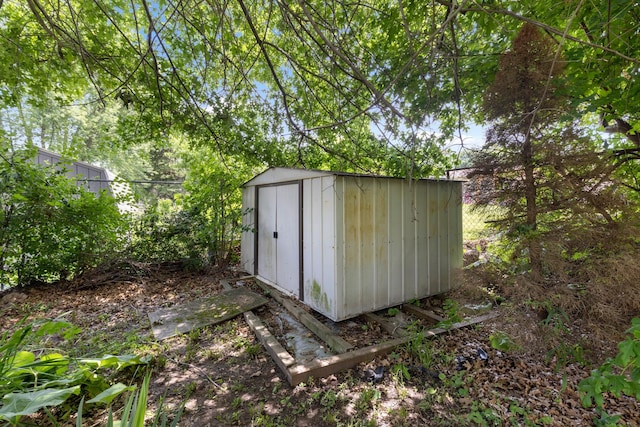4809 Cayuga Rd, Rockford, IL 61107 - view of shed