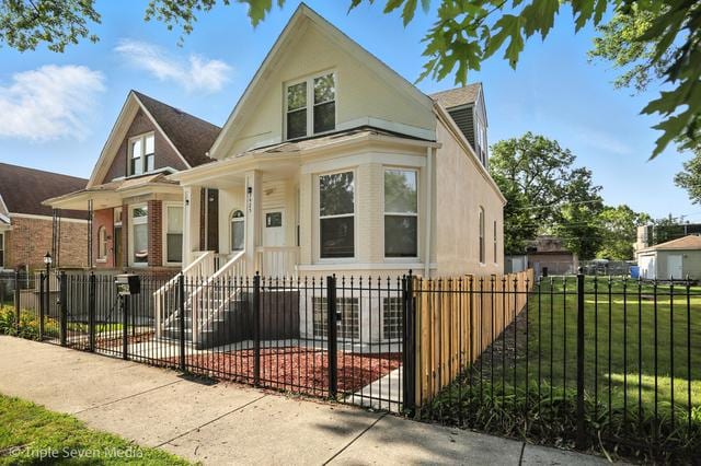 3425 W Carroll Ave, Chicago, IL 60624 - photo 2