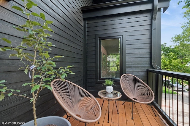 2715 Reese Ave, Evanston, IL 60201 - view of wooden deck