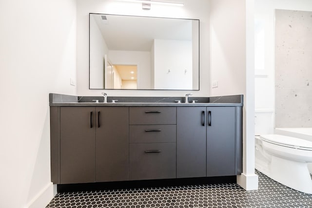 2715 Reese Ave, Evanston, IL 60201 - bathroom with double vanity and a tub to relax in