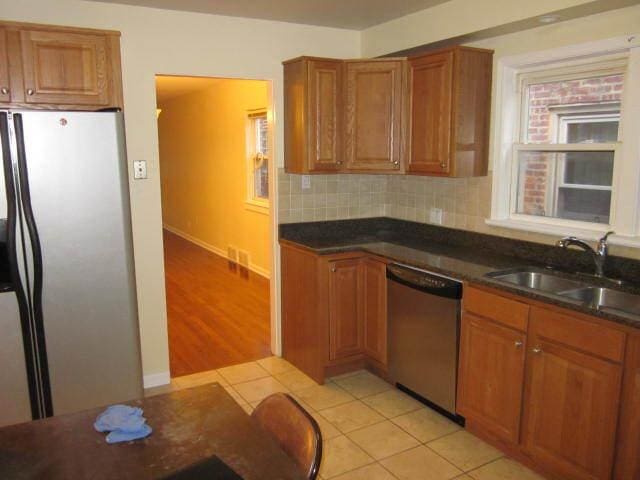 5618 N Saint Louis Ave, Chicago, IL 60659 - photo 10