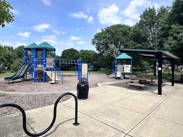 1302 Haverhill Cir, Naperville, IL 60563 - view of community play area