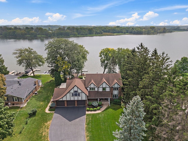 1606 Gregden Shores Dr, Sterling, IL 61081 - view from above of property with a large body of water