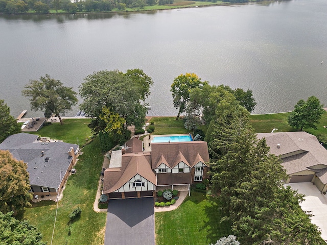 1606 Gregden Shores Dr, Sterling, IL 61081 - view from above of property featuring a nearby body of water