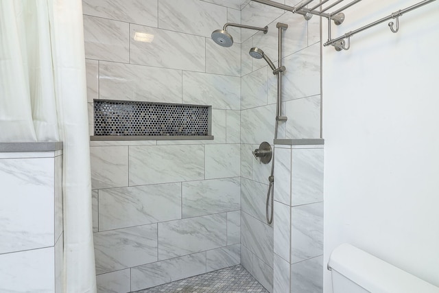 1918 N Yale Ave, Arlington Heights, IL 60004 - bathroom with toilet and a tile shower