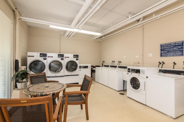 1110 Grove St Unit 4A, Downers Grove, IL 60515 - community laundry featuring washing machine and dryer and light floors