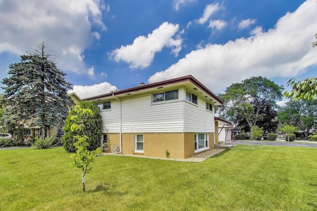 7734 Linden Ave, Darien, IL 60561 - photo 3