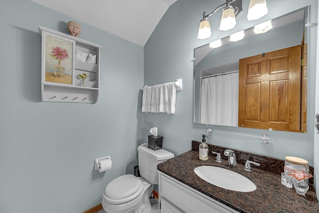 207 Hamilton Ave, Frankfort, IL 60423 - full bath featuring vanity, vaulted ceiling, and curtained shower