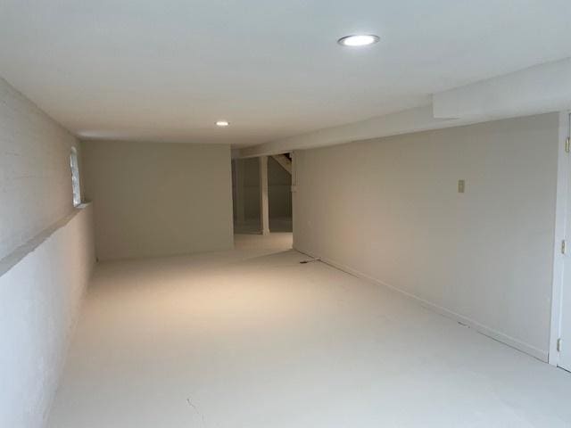 1404 Scoville Ave, Berwyn, IL 60402 - finished below grade area with recessed lighting