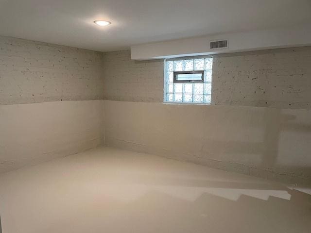 1404 Scoville Ave, Berwyn, IL 60402 - view of below grade area