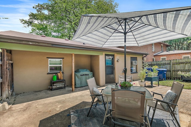 911 N 9th St, Dekalb, IL 60115 - view of patio / terrace featuring outdoor dining area and grilling area