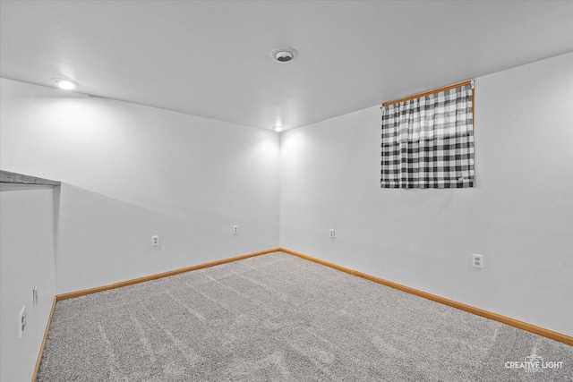92 Neil Rd, Sugar Grove, IL 60554 - carpeted empty room featuring baseboards