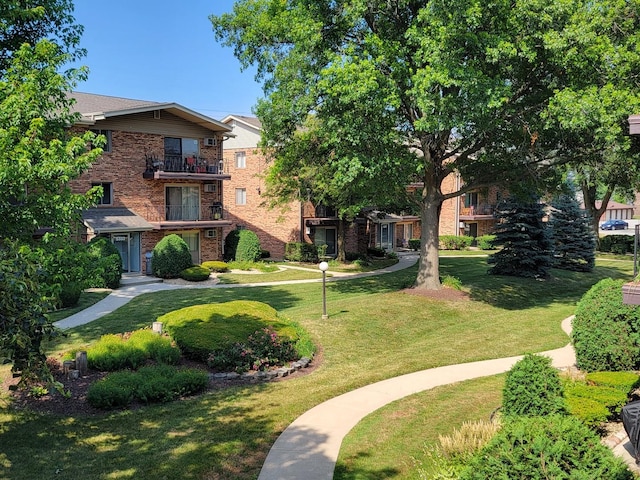 5340 Waterbury Ct Unit 2103, Crestwood, IL 60418 - view of property's community with a lawn