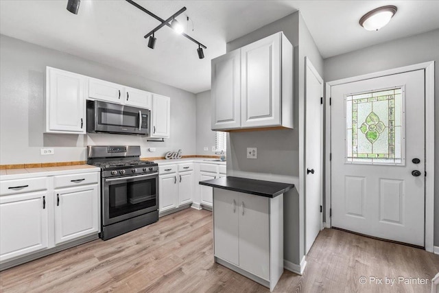 162 S Hale Ave, Bartlett, IL 60103 - photo 7