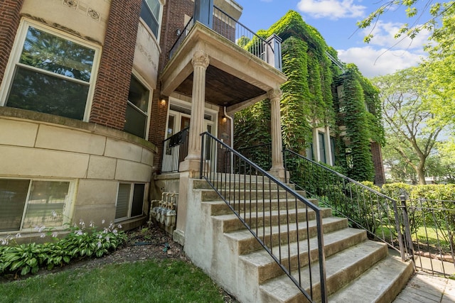 5312 S Woodlawn Ave Unit 1, Chicago, IL 60615 - entrance to property featuring brick siding