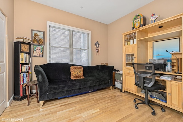 2848 N Burling St Unit 1, Chicago, IL 60657 - office featuring light wood-style flooring