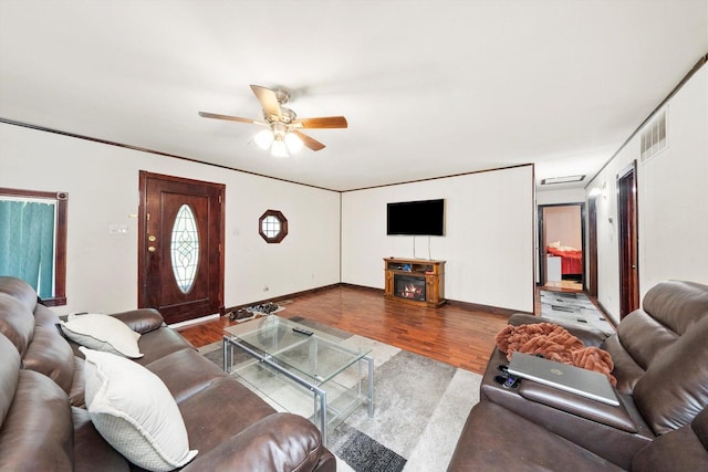 121 Cypress Dr, Bolingbrook, IL 60440 - photo 2