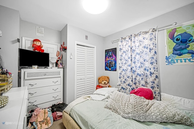 2924 N Mulligan Ave, Chicago, IL 60634 - bedroom featuring a closet
