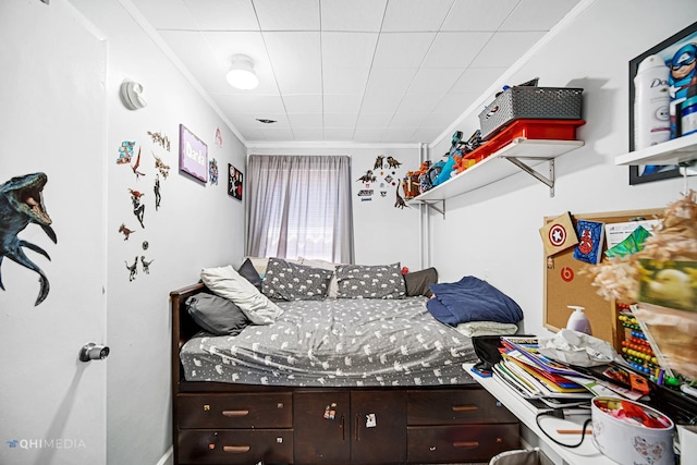 2924 N Mulligan Ave, Chicago, IL 60634 - bedroom with ornamental molding