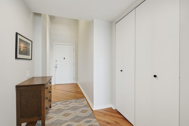 2614 N Clybourn Ave Unit 311, Chicago, IL 60614 - hall with light wood finished floors and baseboards