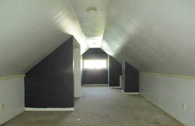 7319 S Claremont Ave, Chicago, IL 60636 - bonus room featuring vaulted ceiling and carpet flooring