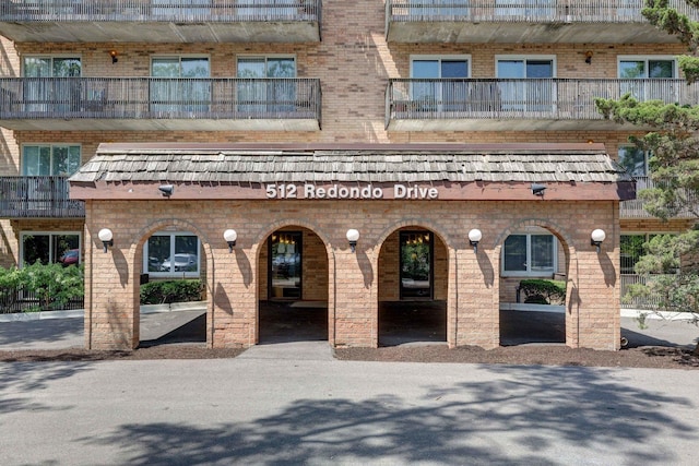 512 Redondo Dr Unit 112, Downers Grove, IL 60516 - view of property