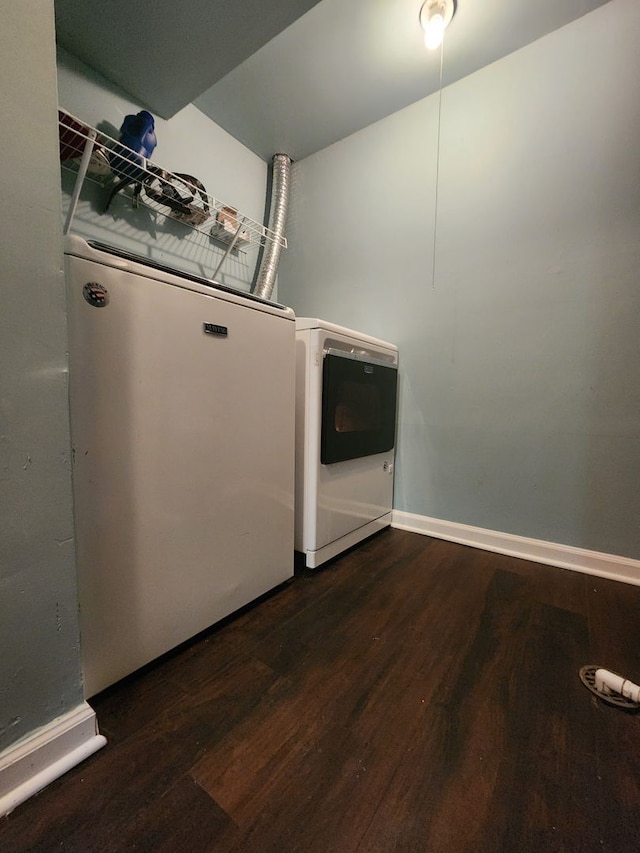 814 S 11th Ave, Saint Charles, IL 60174 - laundry area featuring washer / clothes dryer and wood finished floors