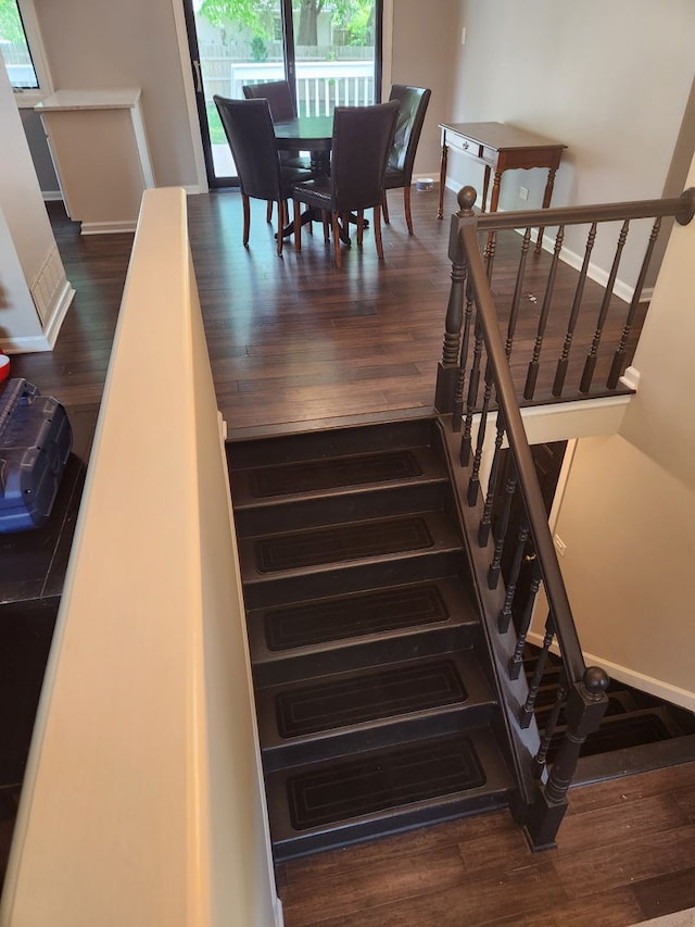 814 S 11th Ave, Saint Charles, IL 60174 - stairs featuring wood finished floors