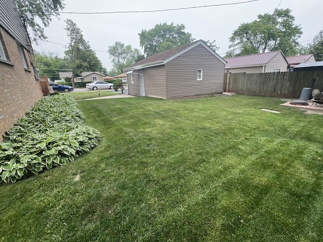 201 S Roy Ave, Northlake, IL 60164 - view of yard
