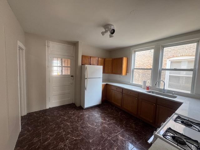 5759 N Bernard St, Chicago, IL 60659 - photo 20