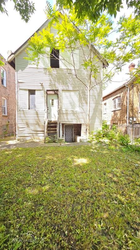 6421 S Wolcott Ave, Chicago, IL 60636 - photo 5