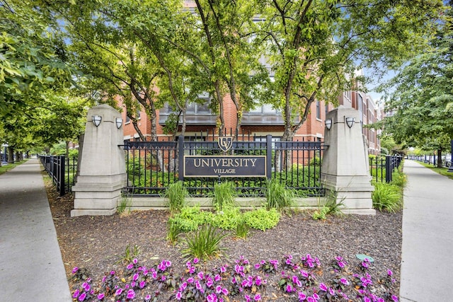 1151 W 14th Pl Unit 238, Chicago, IL 60608 - view of community sign
