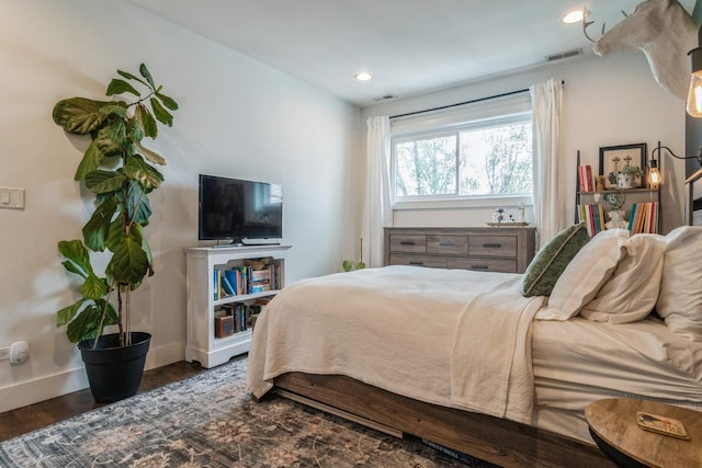 2144 W Schiller St Unit H, Chicago, IL 60622 - bedroom featuring recessed lighting and dark wood-style flooring