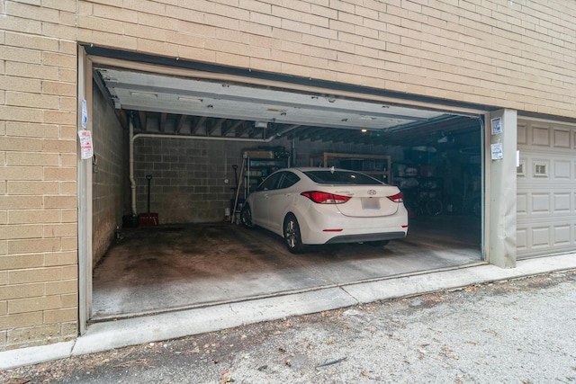 2144 W Schiller St Unit H, Chicago, IL 60622 - view of garage
