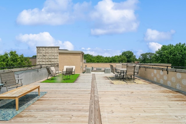 2144 W Schiller St Unit H, Chicago, IL 60622 - wooden terrace featuring outdoor dining area