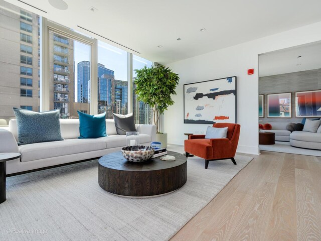 363 E Wacker Dr Unit 1808, Chicago, IL 60601