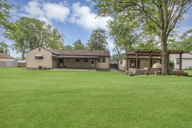 21130 Kildare Ave, Matteson, IL 60443 - rear view of property with a pergola and a patio