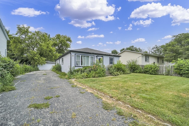 20772 N Elizabeth Ave, Prairie View, IL 60069 - view of front of home with a garage