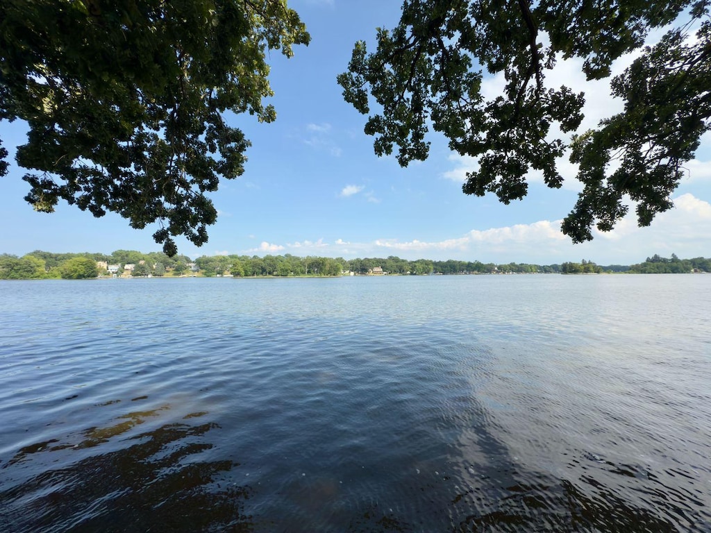 5114 W Lake Shore Dr, Wonder Lake, IL 60097 - water view