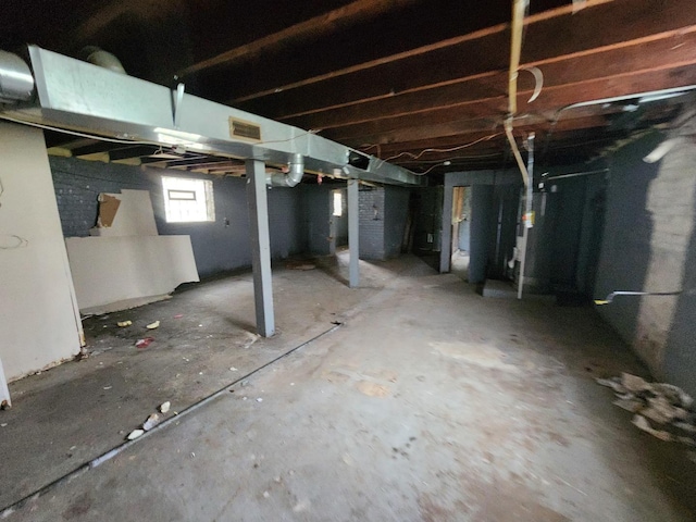7542 S Prairie Ave, Chicago, IL 60619 - below grade area featuring water heater