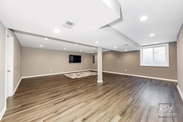 561 Sudbury Cir, Oswego, IL 60543 - below grade area featuring wood finished floors and recessed lighting